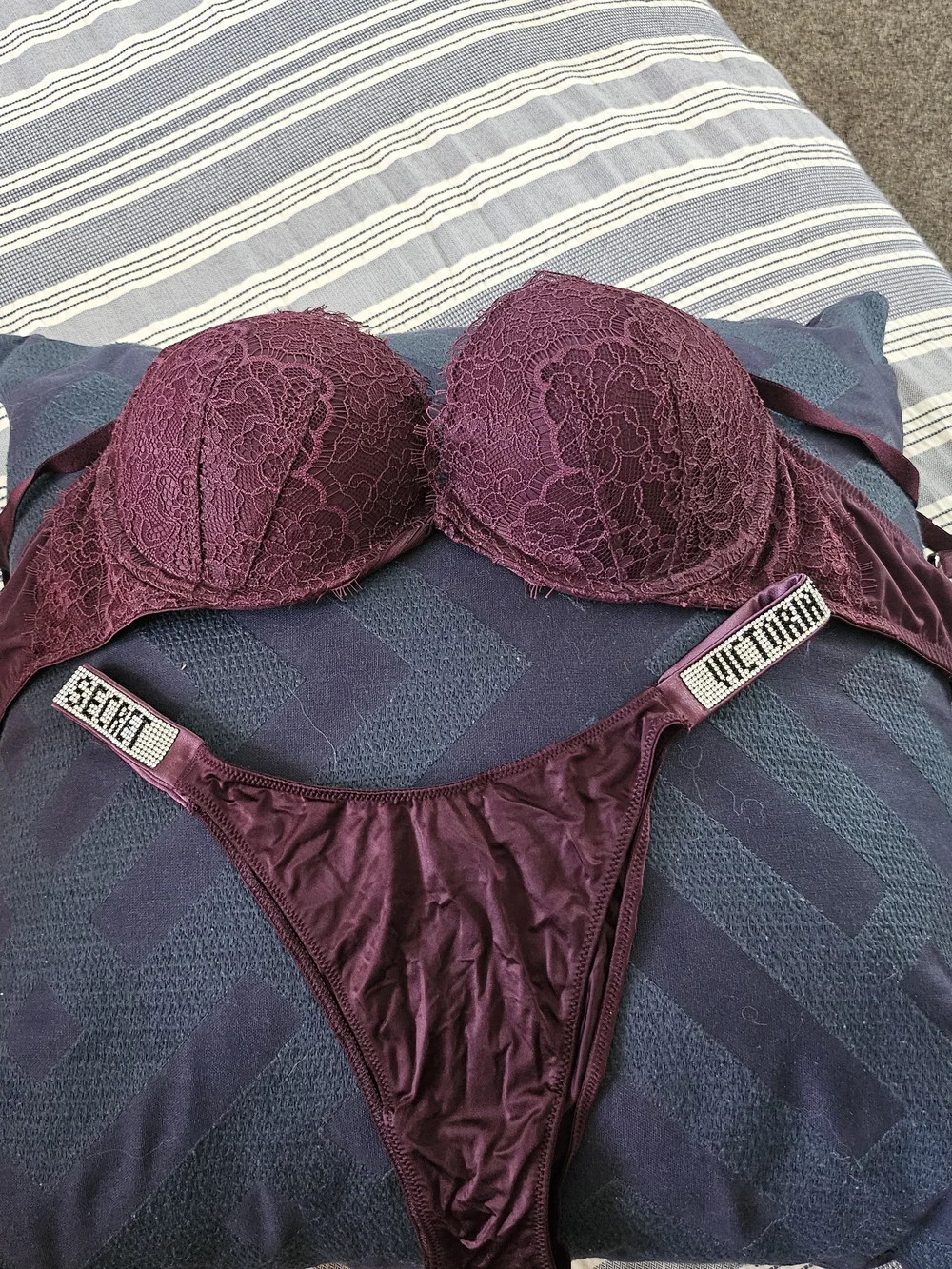 Victoria's Secret Womens Lace Push-Up Bra & Thong Set - Plum, Red, or Black